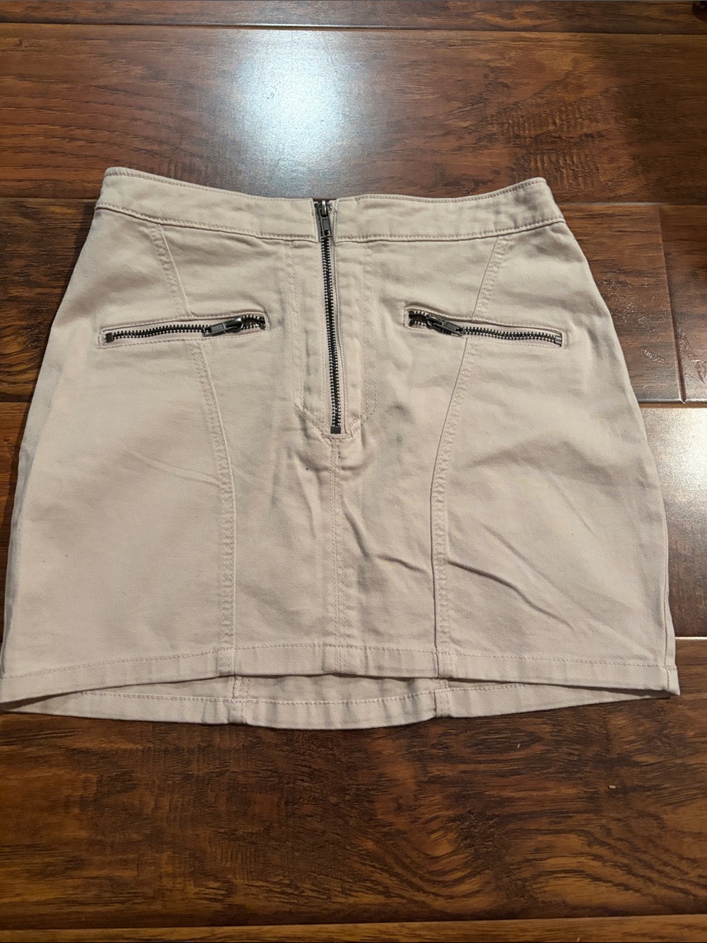 H&M Women's light Pink Zip-Front Mini Skirt